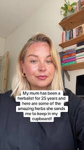 Celia Bouchard's Instagram, Twitter & Facebook