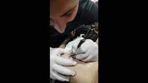 Dövmelerden kalıcı olanlar özel iğneler ile deriye işlenerek. Ozel Bolgeye Dovme Yaperken Adana Randevu No 0541 316 60 95 Insagram Sabit01ay Youtube