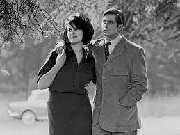 Ha arrangiato per artisti italiani e stranieri ed è compositore e autore di canzoni di successo in italia, spagna e francia. Corrado Pani L Amore Libero Con Mina Nell Italia Anni 60 Corriere It