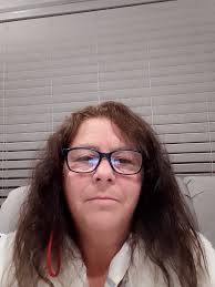 Hey I'm still looking for a female teacher penpal in Australia. I love  reading, running and animals.