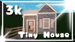 Roblox Bloxburg No Gamepasses Tiny House 3k Strxwberrytxa Youtube Cute House Tiny House Layout Tiny House