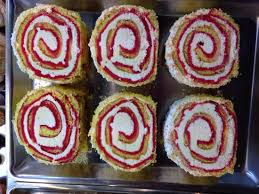 Buonasera carissimi amici, oggi vi mostrero' come preparare la crema di burro o buttercream frosting. Girella Con Crema Al Burro Bild Von Bar Pasticceria Astorri Bologna Tripadvisor
