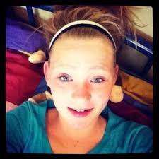 Amber Dorton's Instagram, Twitter & Facebook