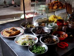 The department began receiving notifications on episodes of food poisoning starting yesterday and so far there were 48 cases from two districts, marang and. How To Eat Street Food Without Getting Sick Legal Nomads