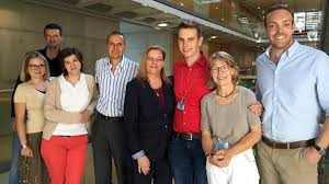 Martin brambach war lange jahre ein mann der zweiten reihe, der jeden noch so banalen fernsehfilm mit seinen nebenfiguren vergoldete. Alpen Als Praktikant Im Berliner Bundestag