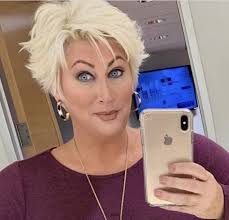 Leslie Wadsworth (lesliew1635)