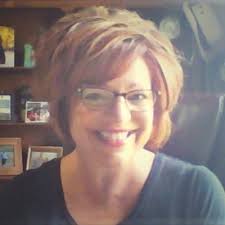 We are happy to announce that Lisa Peak, MSN, RN, CNE is the new Dean for  the Louisville campus.