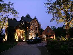 Use for enhancing your home, adding charmuse for enhancing your home, adding charm this solar led spotlight will create the perfect lighting accent wherever it is placed. Led Flood Lights Vs Spotlights Which One Is Best Install It Direct