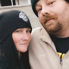 What type of vinyl is recommended for making shirts?