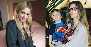 Όμως ίσως η καλύτερη ευχή για την τραγουδίστρια ήταν αυτή της κόρης της, σοφίας καρβέλα, η οποία βρισκόταν. Sofia Karbela To Neo Ths Koyrema Poy Kolakeyei Tis Gynaikes Kai Lynei Ta Xeria Stis Polyasxoles