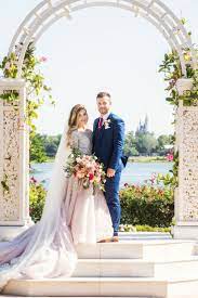 This Is How Much A Disney World Wedding Costs Disney World Wedding Disney Fairy Tale Weddings Wedding Costs