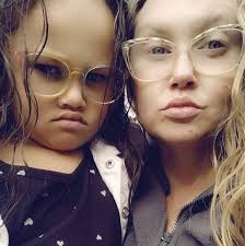 The fact that somebody looked straight at a purple onion and named it red  onion really bothers me 😒😭