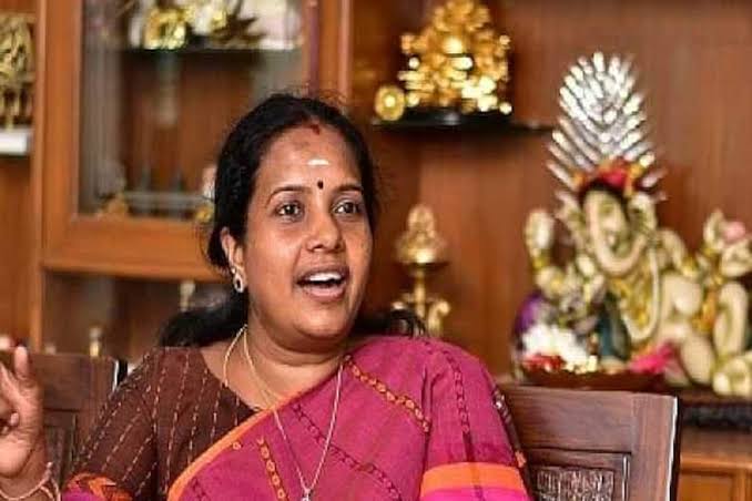 Vanathi Srinivasan Appointed BJP Women's Wing President | India.com
