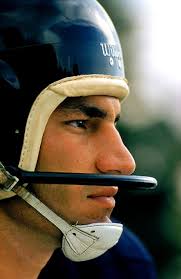 The late Rick Casares was born 92 years ago today. Casares was one of the  great athletes to come out of the State of Florida in the 1950s. He is most  well