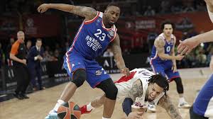 Guard pozisyonunda oynamakta olup, şut yeteneği kısıtlı olsa da savunmacı ve atletik kimliği ile öne çıkmaktadır. Thy Avrupa Ligi Anadolu Efes Cska Moskova Anadolu Ajansi