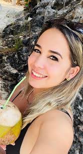 Miren quien llego a Estados Unidos por CBP1. Me informan desde Holguín que  Lorena Mider García Regalado la ex fiscal de la Provincia ya está en los  EEUU. Esta es una comunista