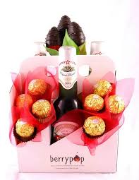 Pamper Your Man With A Gourmet Beer Box 3 Premium Stella Beers Ferrero Rocher And Melt In Your M Strawberry Gifts Diy Valentine S Chocolate Chocolate Bouquet