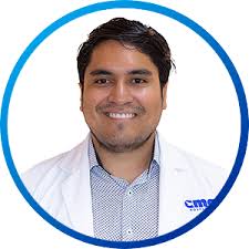 Dr. Sergio Aguilar Fonseca, Internal Medicine Specialist at CMQ