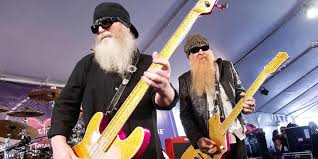 The festival is planned to run between june 17 and 26 in clisson, france and will features about 350 bands. Rc41mgtkq7uwrm