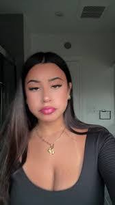 Felicia Mcintyre's Instagram, Twitter & Facebook