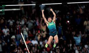 Available to uk users only. Thiago Braz Da Silva Wins Olympic Pole Vault Gold For Brazil Aw