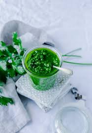 Petersilienpesto So Einfach Sooo Lecker A Matter Of Taste Petersilienpesto Rezepte Termomix Rezepte