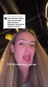 Katy Hammer's Instagram, Twitter & Facebook