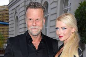 Das ziel von jenke von wilmsdorff war es, nach 100 tagen 20 jahre jünger auszusehen. Jenke Von Wilmsdorff Neues Pilot Format Fur Rtl