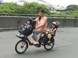 Bike With Baby Seat On Back Yamaha Releases Pas Electric Bikes With Child Safety Seats In Japan Child Safety Seat Child Bike Seat Bike Baby Seat