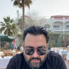 هاتف آسوس روج فون 2 (Zs660Kl) الذكي 128 جيجا بايت رام 8 جيجا بايت رام  سنابدراجون 855 بلس 6000 مللي أمبير/ساعة Nfc Android 9.0