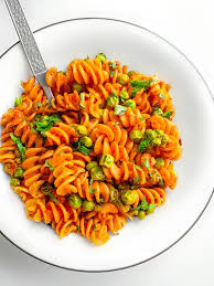 Find colourful fusilli pasta salad recipes, fusilli and meatball recipes and meaty pasta sauces that are ideal for fusilli pasta. Masala Pasta Recipe Vegetarian Tomato Indian Pasta