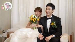 They give strength to each other. 13 Choi Tae Joon Ideas In 2021 Park Shin Hye We Get Married Korean Entertainment News