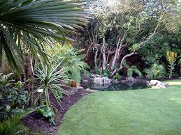 Tropical Garden Design Uk Windowsunity Tropical Garden Design Small Tropical Gardens Bulbs Garden Design