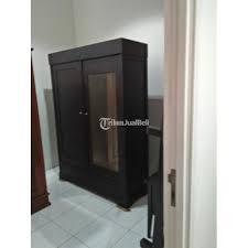 Dijual rumah tangga murah & cari properti di indonesia, temukan listing rumah tangga terbaru hanya di olx pusat rumah tangga terlengkap di indonesia. Vintage Furniture Kuno Lemari Kayu Jati Bekas Second Harga Murah Di Jakarta Barat Tribunjualbeli Com