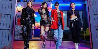 I say mama~mama~moo hello, we are mamamoo. Mamamoo S Online Concert To Kick Off Livenow S K Pop Series