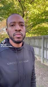 Markus Clark's Instagram, Twitter & Facebook