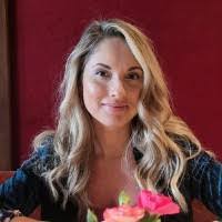 Kat Richard's Instagram, Twitter & Facebook