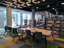 Satu operasi menyelamatkan gelandangan oleh dbkl telah dilaksanakan pada 2 mei 2021 di sekitar kawasan hotspot pusat bandar kuala lumpur. Absolutely Fun And Colourful Revamped Kl Library Now Has More Books Awesome Digital Facilities Lifestyle Rojak Daily