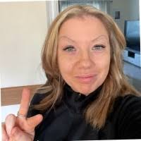 10+ "Victoria Malone" profiles