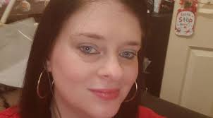 Tragedy as mum-of-eight, 31, dies suddenly at home just weeks after giving  birth to baby boy