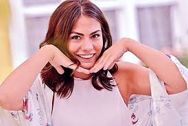 Demet özdemir fan sayfasına, bütün demet özdemir hayranlarını bekleriz.♡. Persoonlijk Leven En Biografie Van Demet Ozdemir