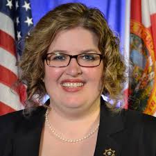 Why is a Florida official's yard clear of hurricane junk? Investigators are  looking into it