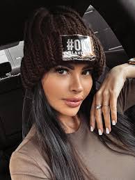 Czapka damska z naszywką OLAVOGA LILO