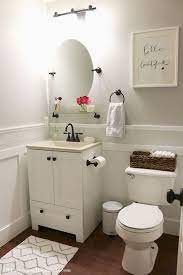 We've come up with 20+ diy bathroom ideas that will help you transform the space in almost no time. Pin By Ami Burns On Decoracion Master Bathroom Makeover Small Bathroom Makeover Small Master Bathroom