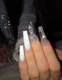 Winter Nagel Stiletto 37 Pretty Acrylic Nail Designs For Winter Holiday Acrylic Designs Nagel Shiny Nails Designs Coffin Nails Designs Long Acrylic Nails