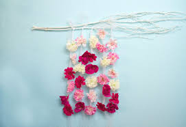 Diy wall art is one of the most fun and inexpensive ways to decorate your home. 50 Diy Wall Decor Ideas That Any Beginner Can Pull Off