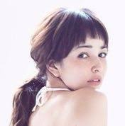 本音を引き出された 梨花さん 長谷川京子さんと同じ眉上バング の画像 アラフィフ 英語 歌 中国語 筋トレで人生エンジョイ 梨花 髪型 眉上バング 前髪 ロング