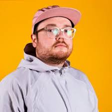 Julia Dirks (@ju_juj_ju)