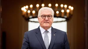 Im ammerland und emden gibt. Steinmeier Diskutiert Uber Verhaltnis Von Religion Und Demokratie Evangelisch De