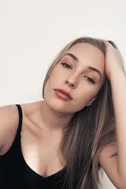 Trivial (TV Mini Series 2019– )